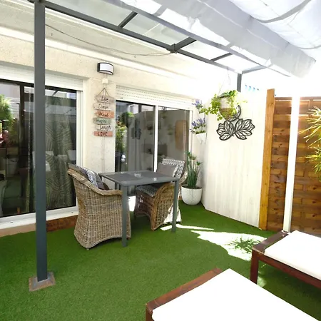 Big Privat Terrace Free Parking Apartment