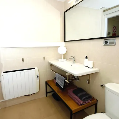 Big Privat Terrace Free Parking Apartment
